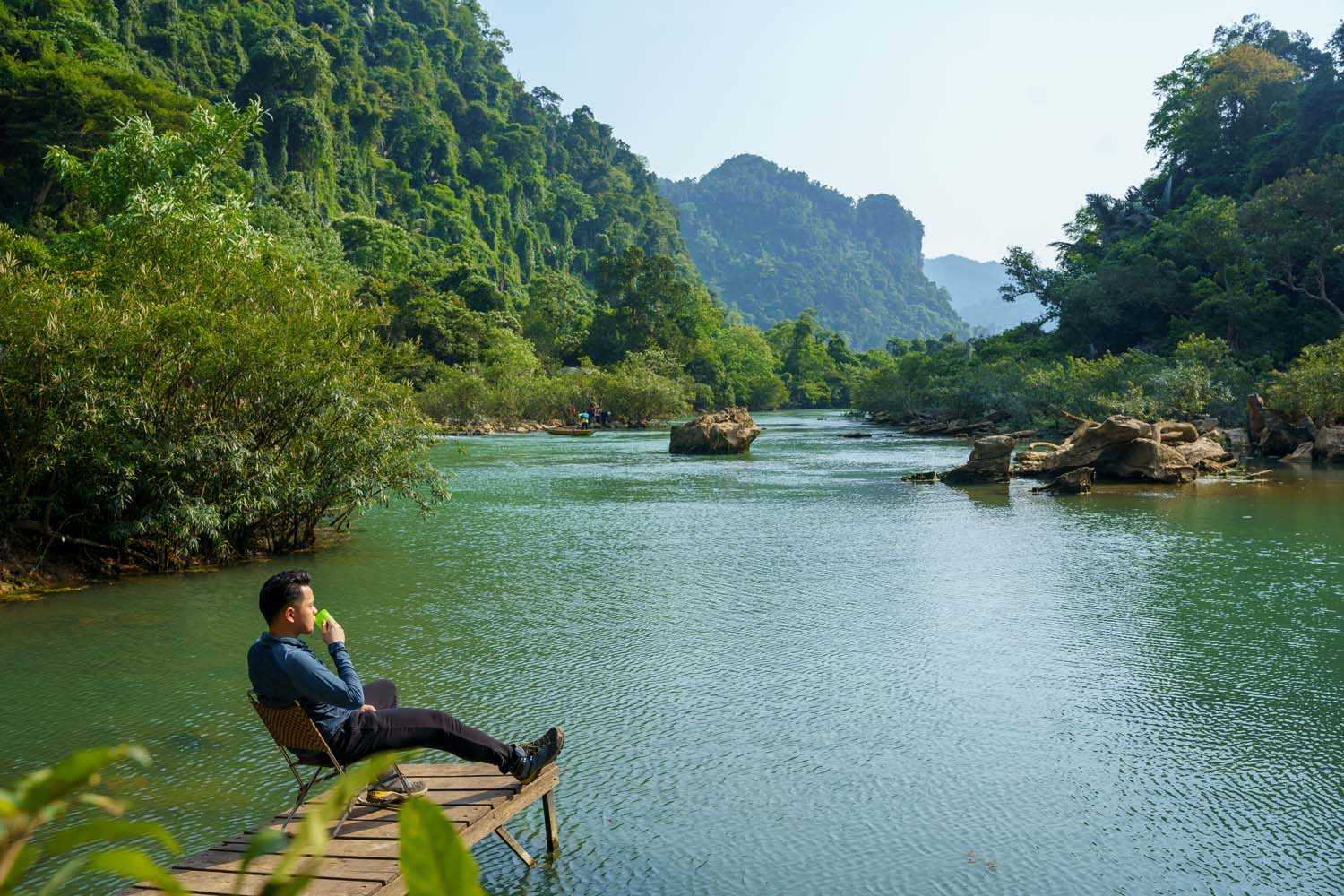 10 unbelievable experiences that can make you wish to head out to Tu Lan
                                Trekking by means of the jungles in Tu Lan is a tough journey not for the faint-hearted. The paths weave by means of dense foliage, over steep hills, and throughout meandering streams, making every step a push to your threshold.