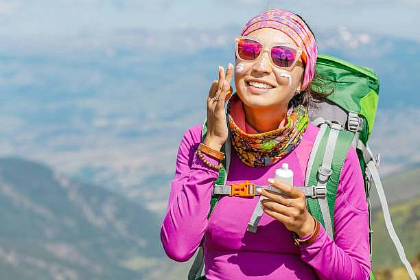 Mountain climbing within the Summer season: Managing Sunburn and UV Threat